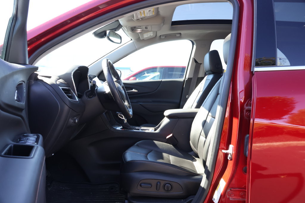 Used 2022 Chevrolet Equinox Premier AWD/4WD image 10