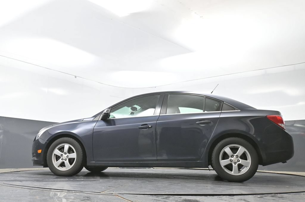 Used 2014 Chevrolet Cruze LT FWD image 28