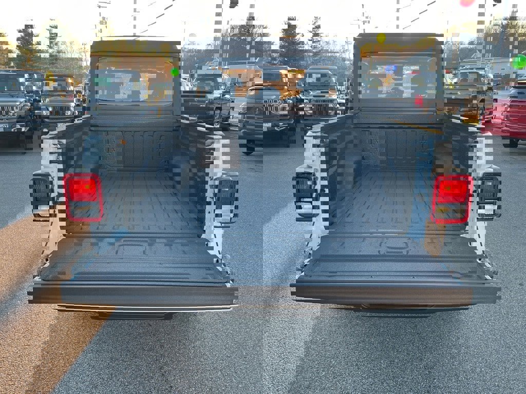 New 2026 Jeep Gladiator Sport image 14