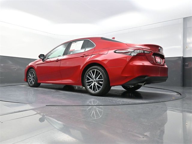Used 2023 Toyota Camry XLE w/ Navigation Package image 31