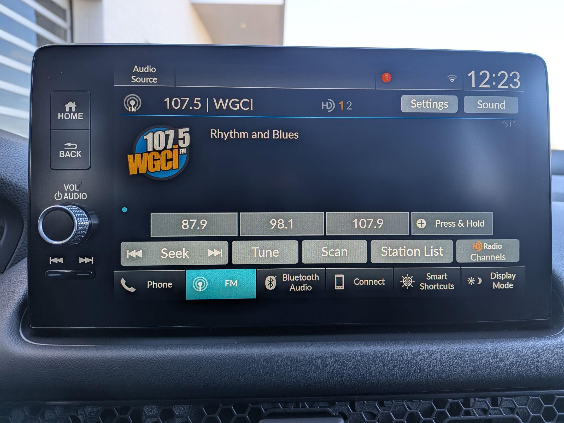 Used 2024 Honda HR-V EX-L image 18