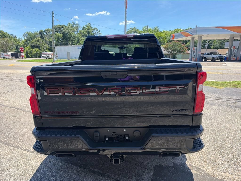 Used 2022 Chevrolet Silverado 1500 RST w/ Redline Edition AWD/4WD image 7