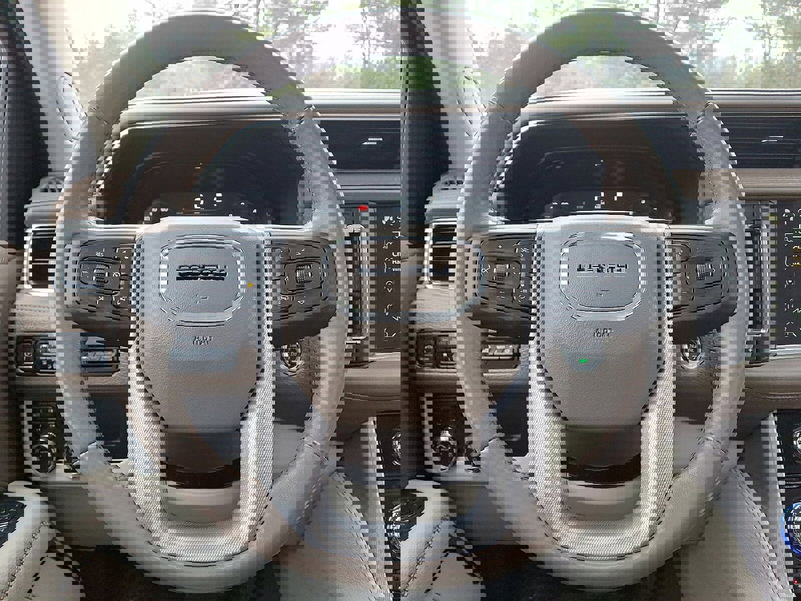 Certified 2023 GMC Yukon Denali image 16