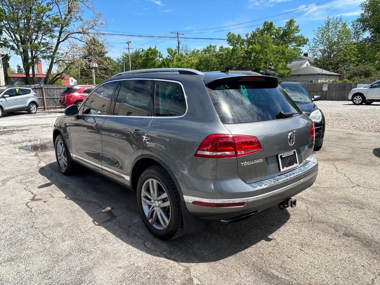 Used 2016 Volkswagen Touareg VR6 AWD/4WD image 10