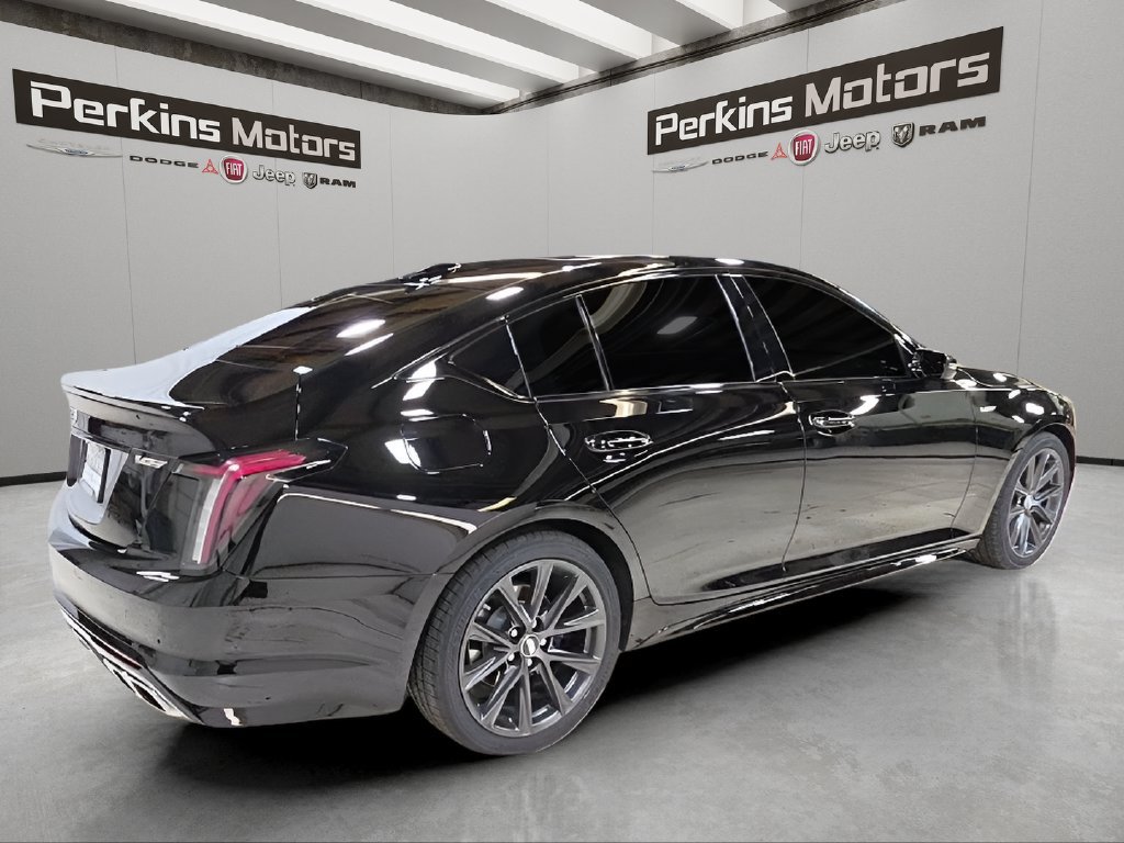 Used 2025 Cadillac CT5 V w/ Technology Package RWD image 5
