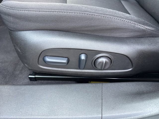 Used 2024 Chevrolet Malibu LT image 11