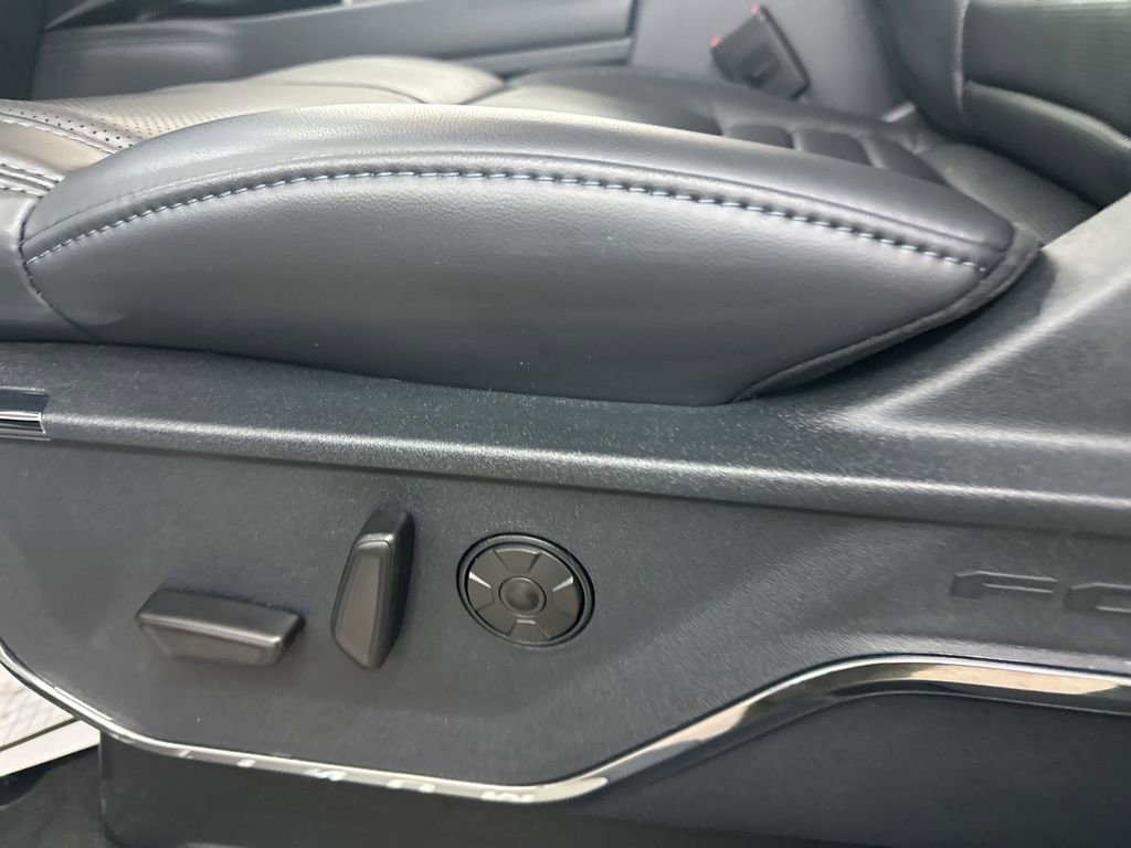 New 2026 Ford F350 Platinum image 30