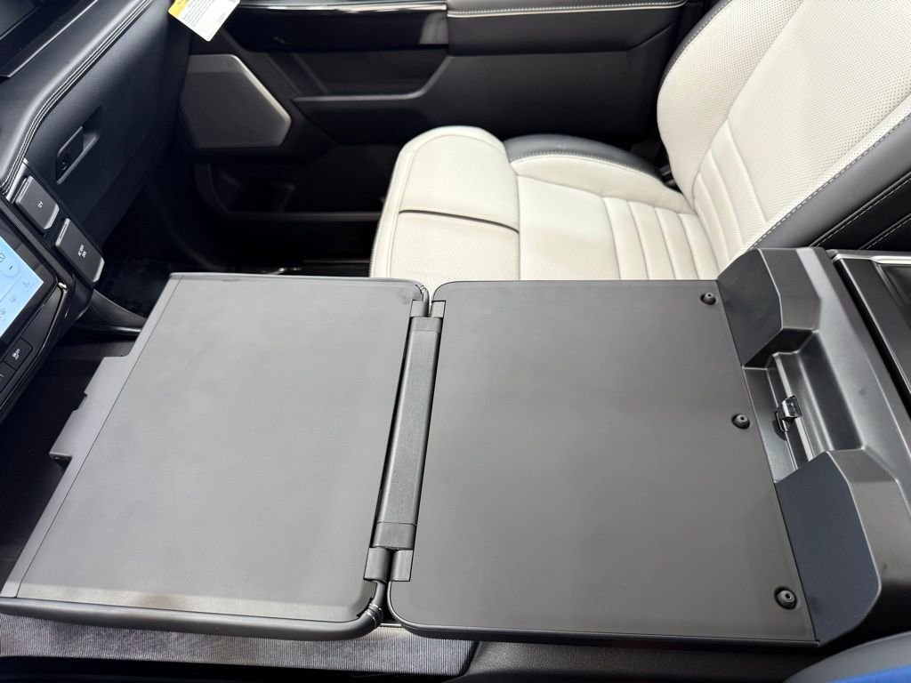 New 2025 Ford F150 Lightning Platinum image 42