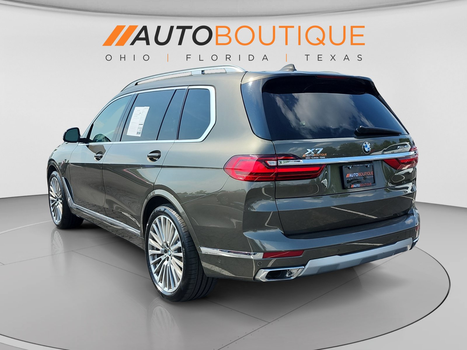 Used 2021 BMW X7 xDrive40i w/ Premium Package 2 AWD/4WD image 3