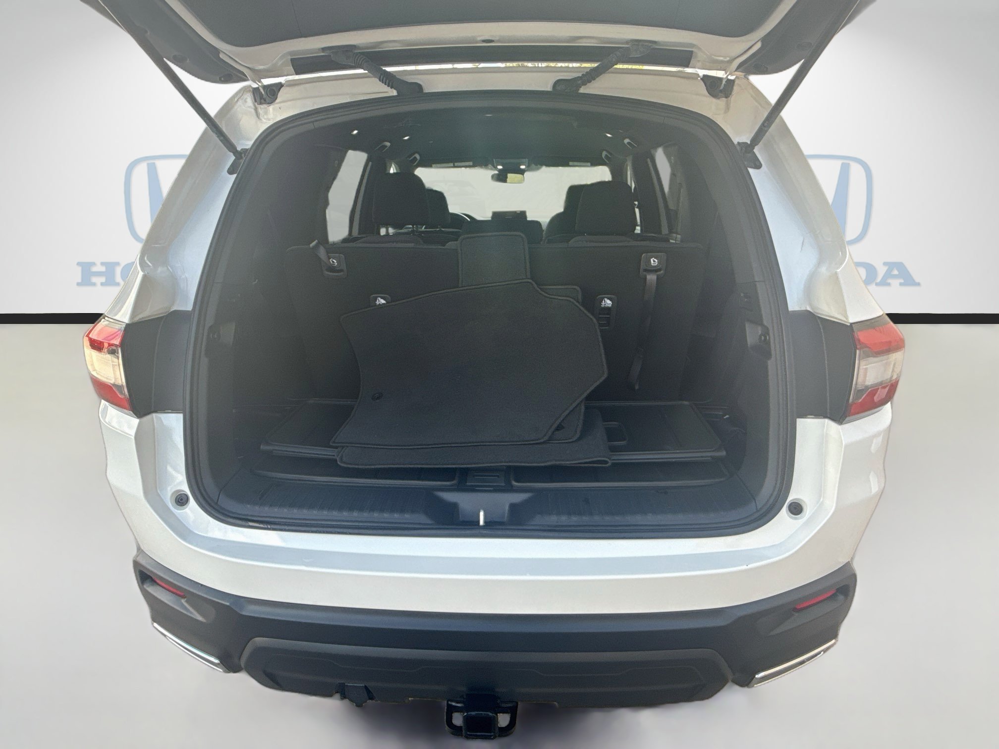 Certified 2025 Honda Pilot Sport image 26