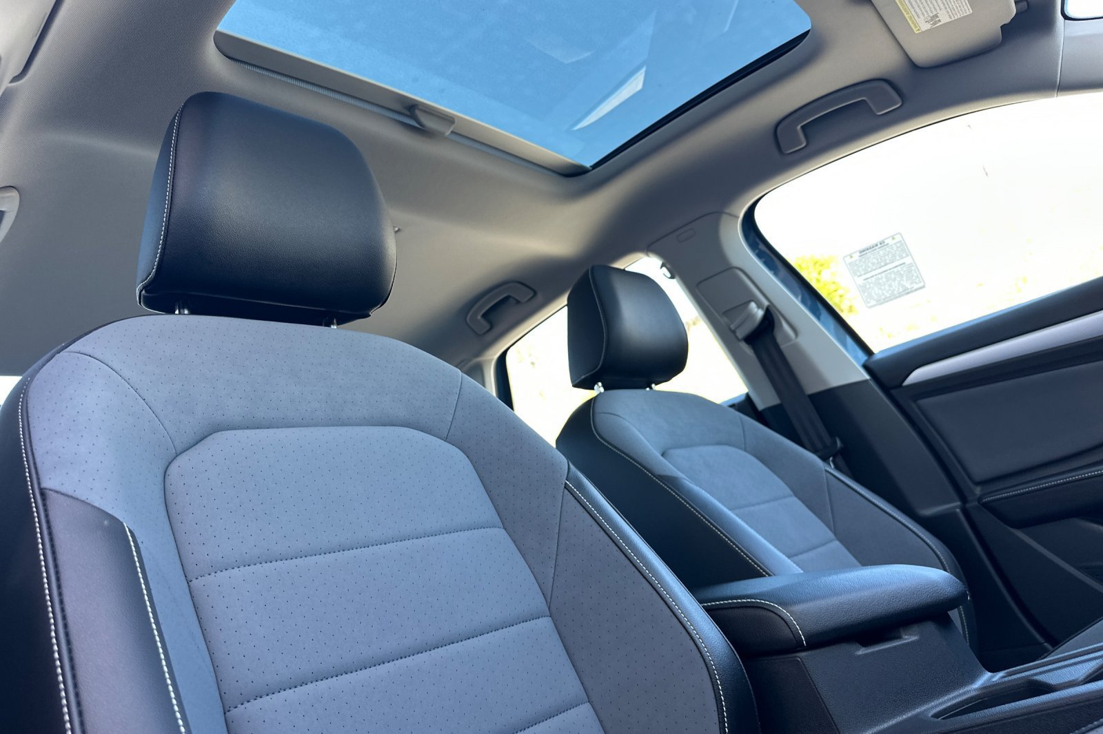 New 2026 Volkswagen Jetta SE FWD image 14