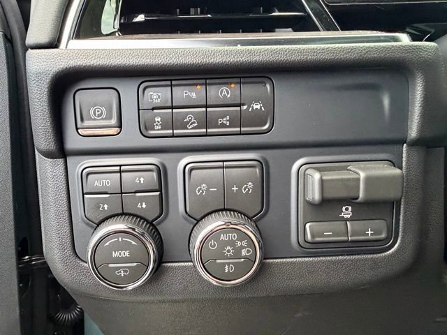 Used 2026 Chevrolet Tahoe Z71 w/ Z71 Off-Road Package image 22