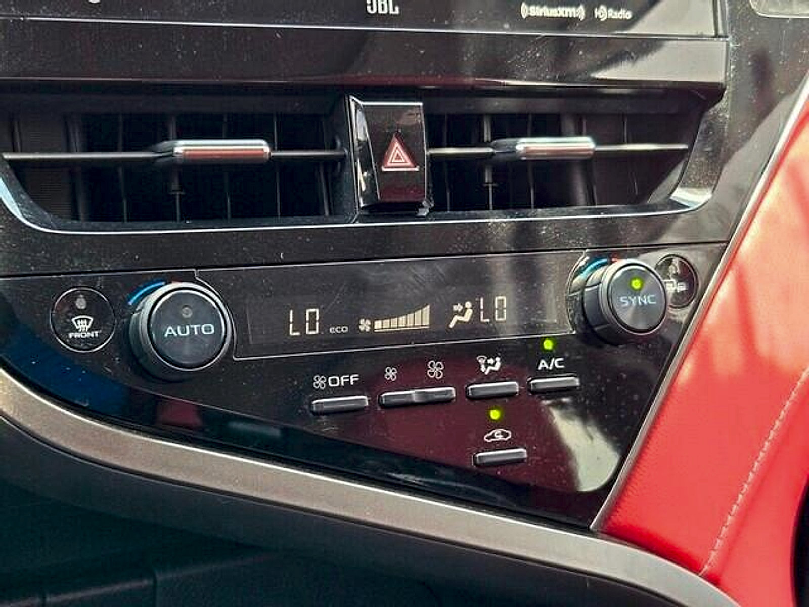 Used 2021 Toyota Camry XSE w/ Navigation Package FWD image 18