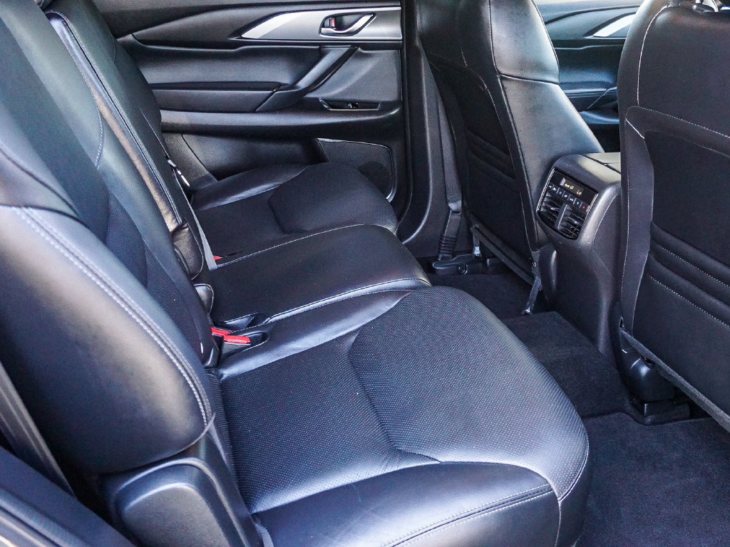 Used 2019 MAZDA CX-9 Touring w/ Touring Premium Package FWD image 14