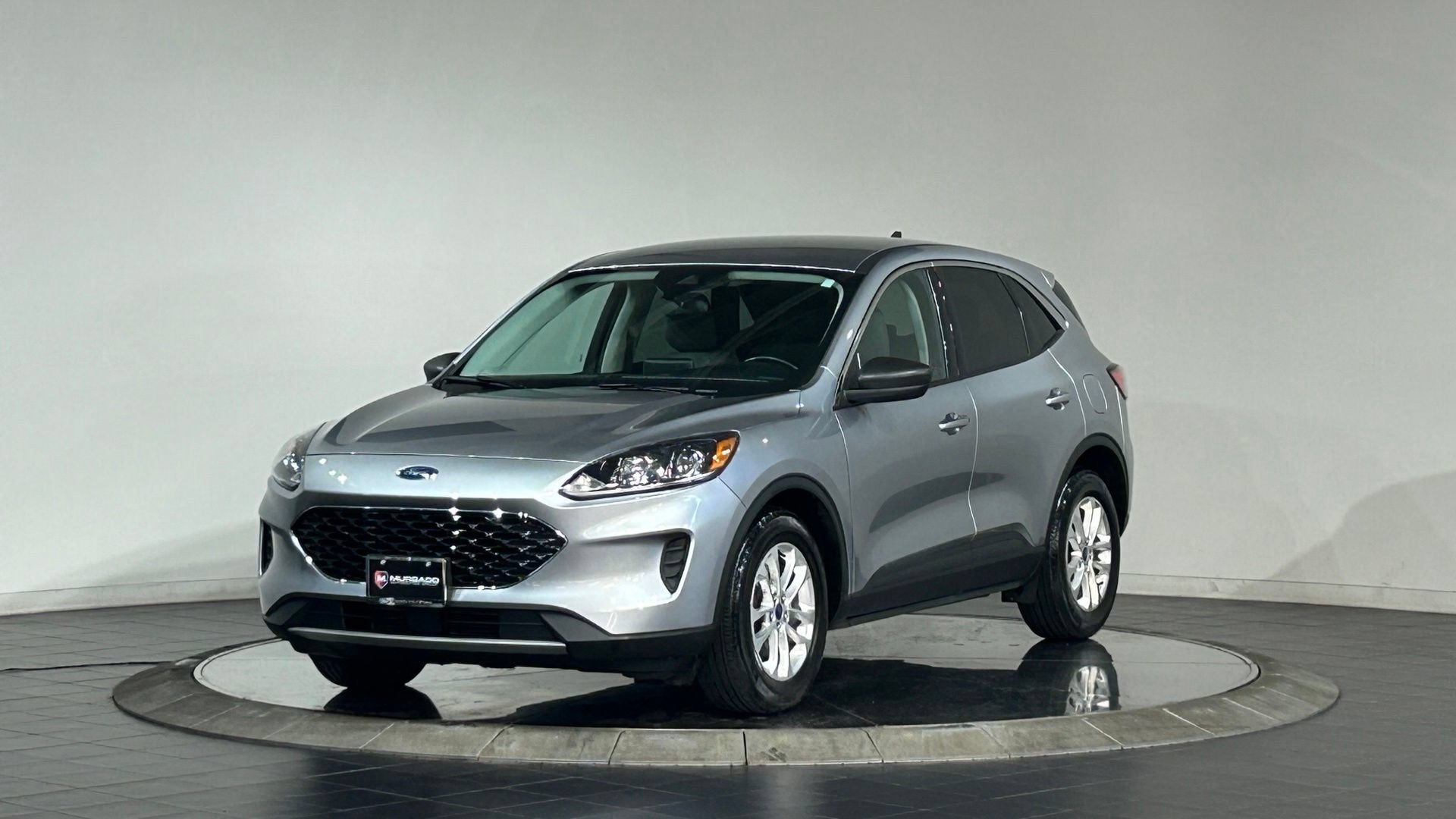 Used 2022 Ford Escape SE w/ Cold Weather Package FWD image 5
