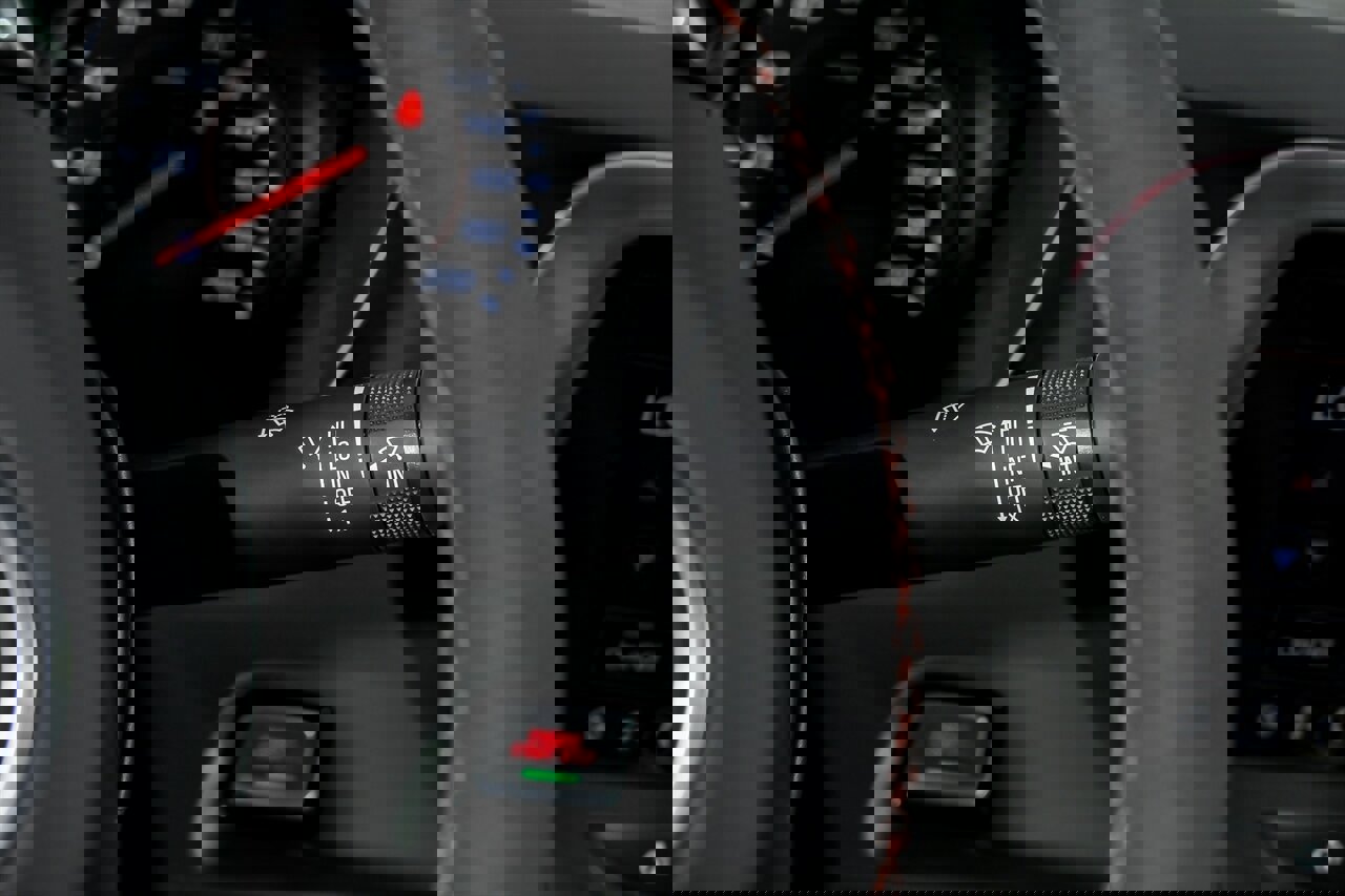 Used 2023 Chevrolet Camaro ZL1 image 30