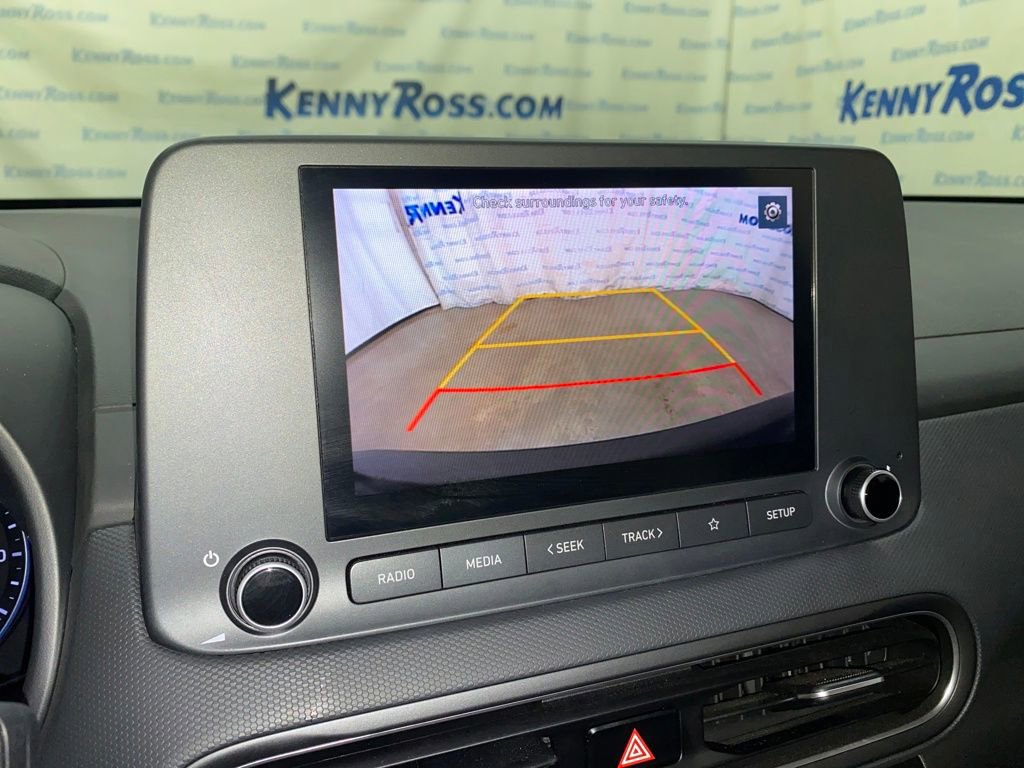 Used 2023 Hyundai Kona SE image 27