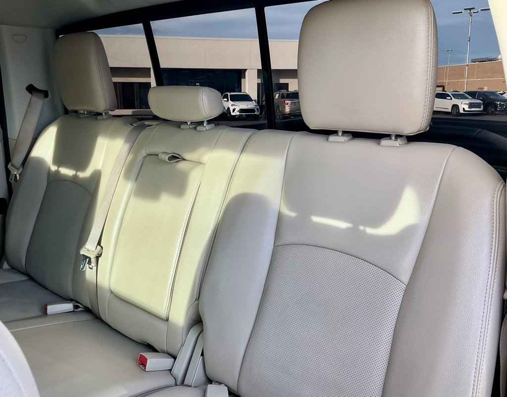 Used 2016 RAM 1500 Laramie w/ Convenience Group image 28