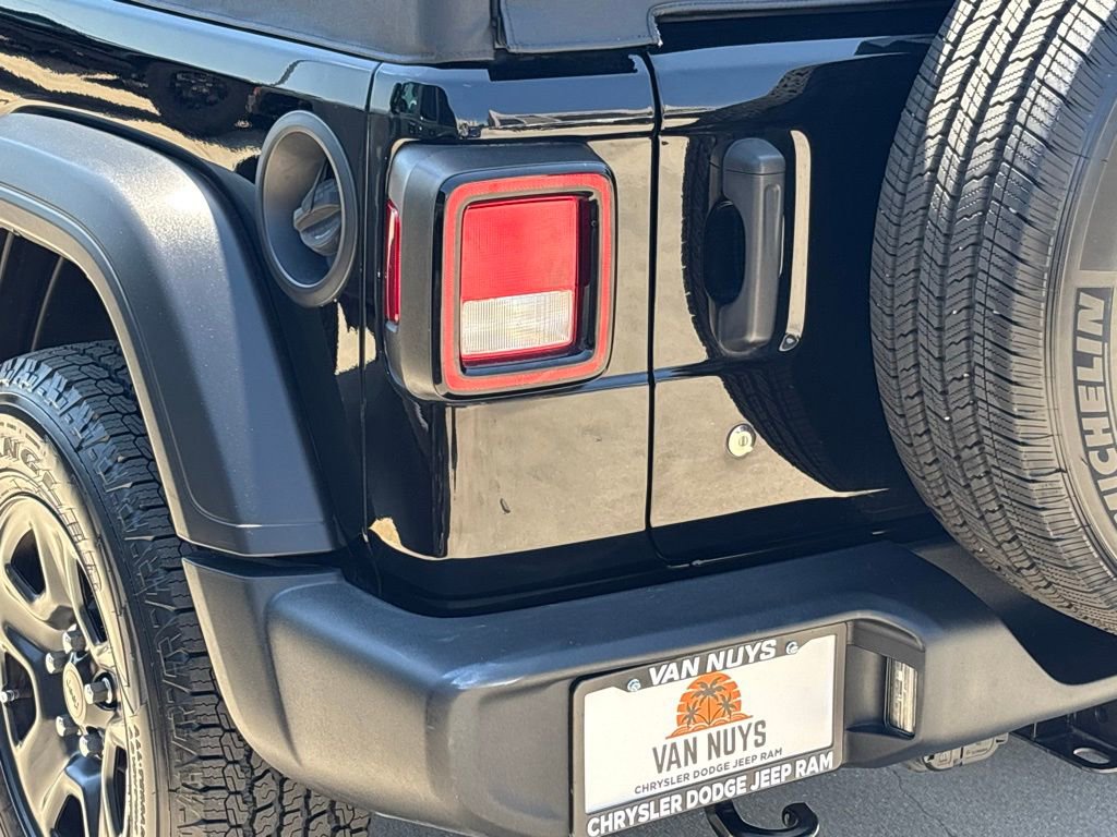 Used 2021 Jeep Wrangler Unlimited Sport image 5