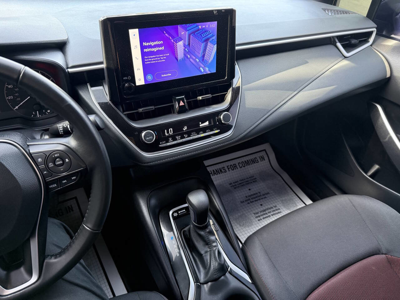 Used 2024 Toyota Corolla SE image 18