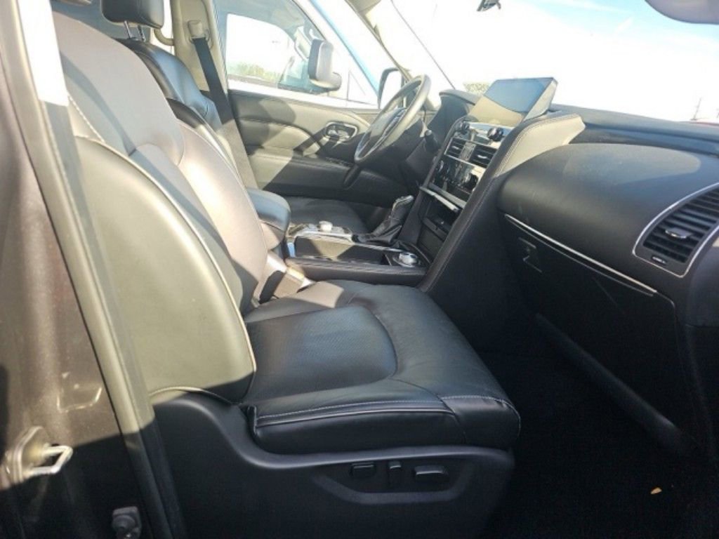 Used 2024 INFINITI QX80 Luxe image 23