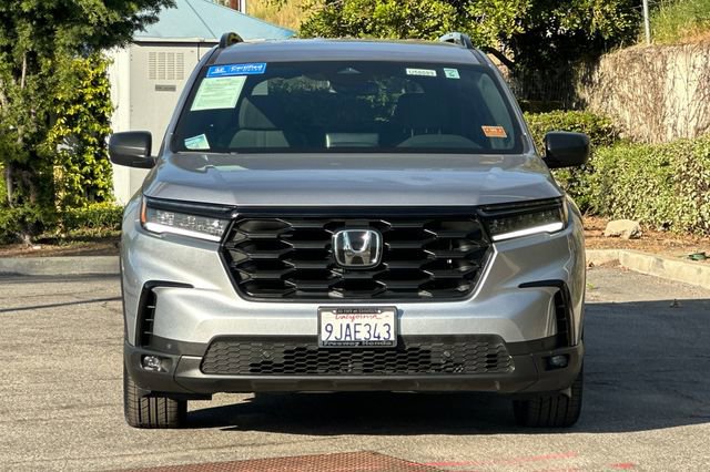 Certified 2023 Honda Pilot Sport image 10