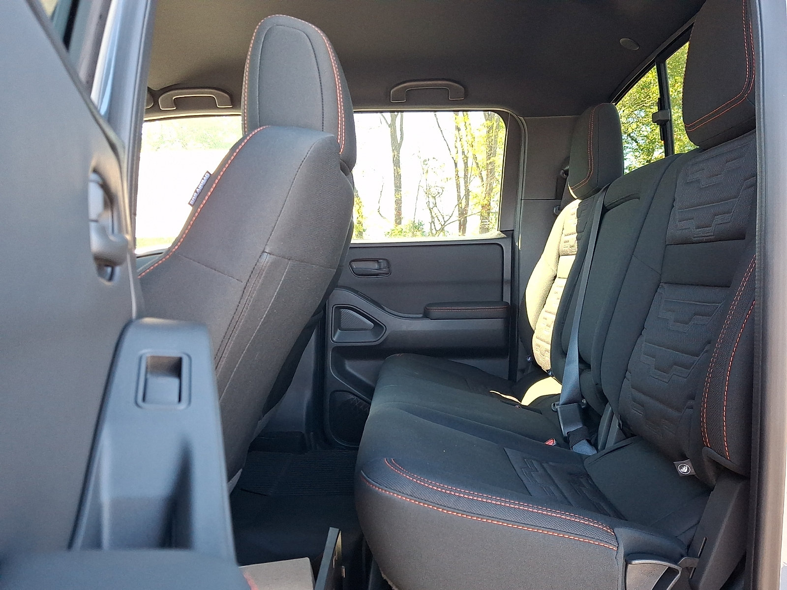 New 2027 Nissan Frontier PRO-4X AWD/4WD image 5