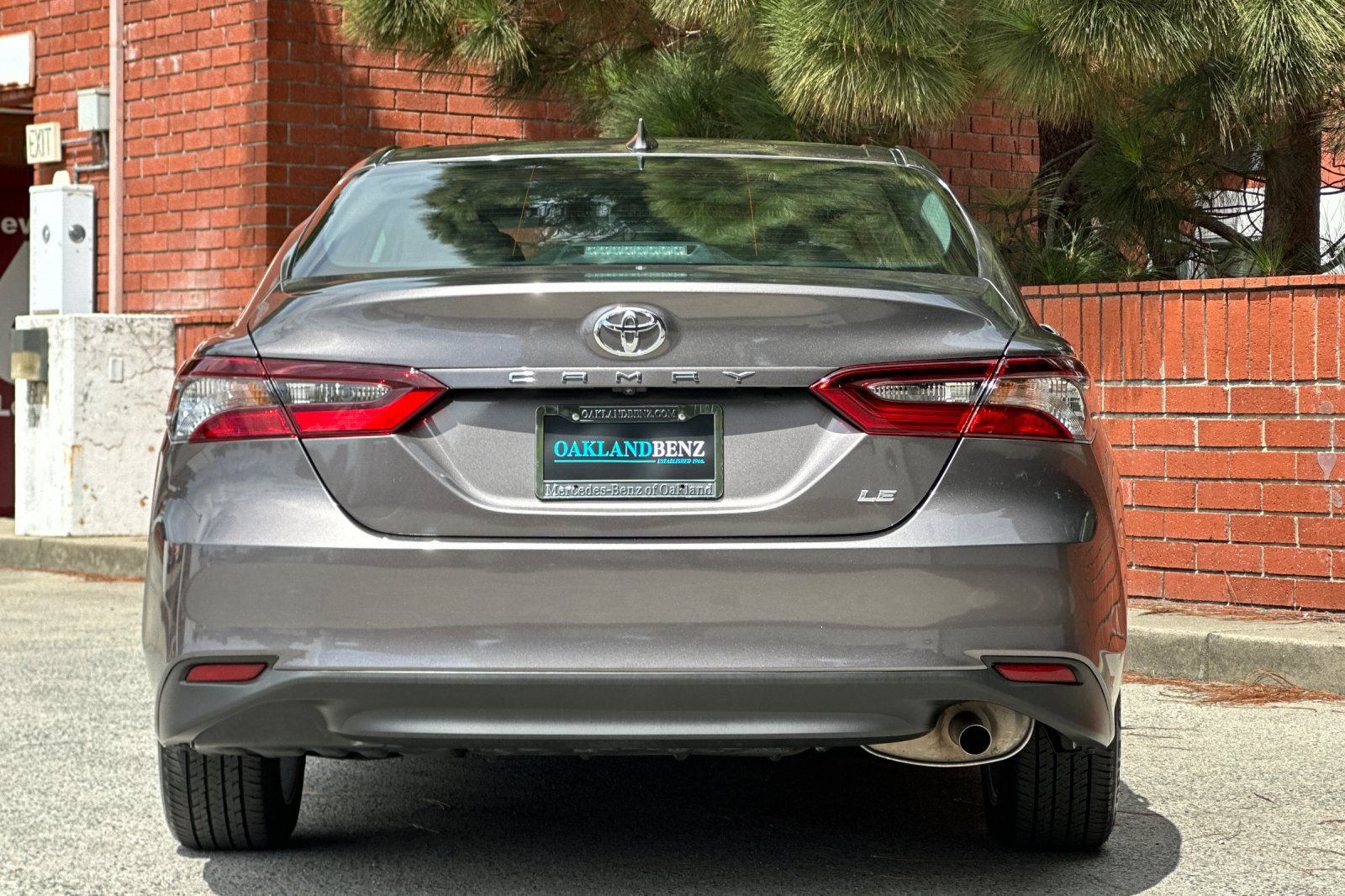Used 2024 Toyota Camry LE w/ Convenience Package FWD image 5