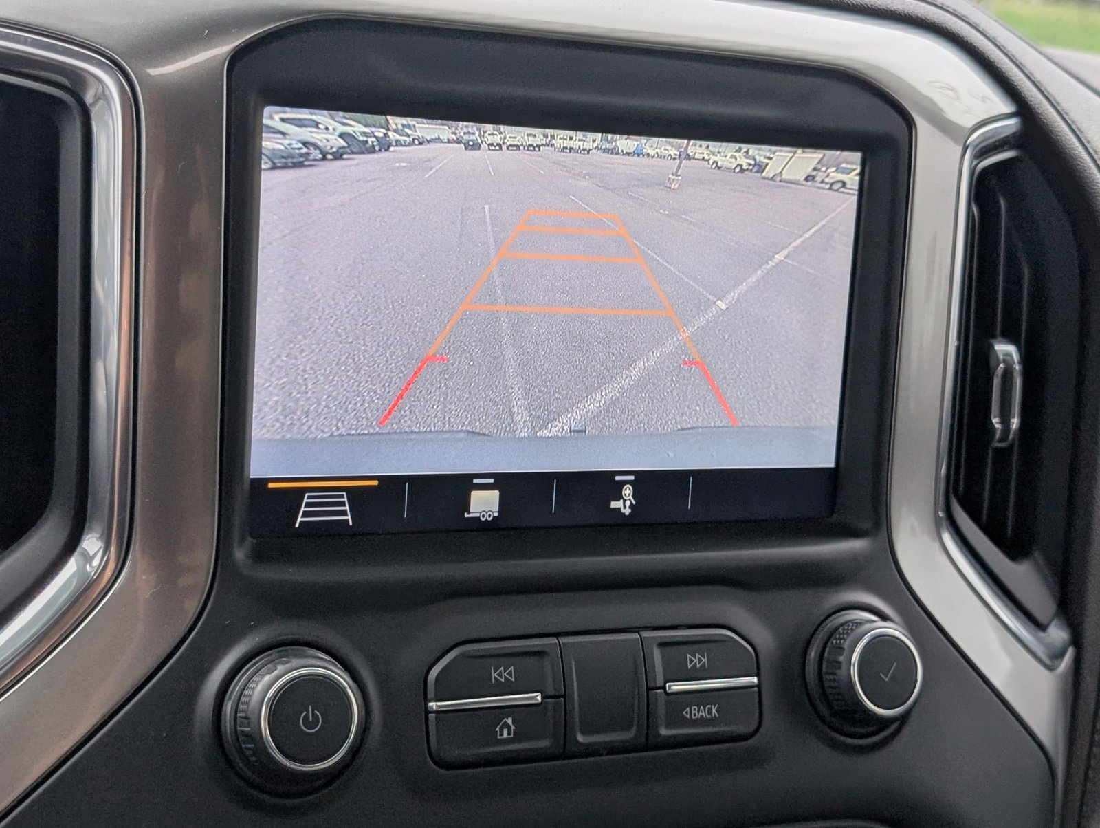 Used 2019 Chevrolet Silverado 1500 LT Trail Boss image 9