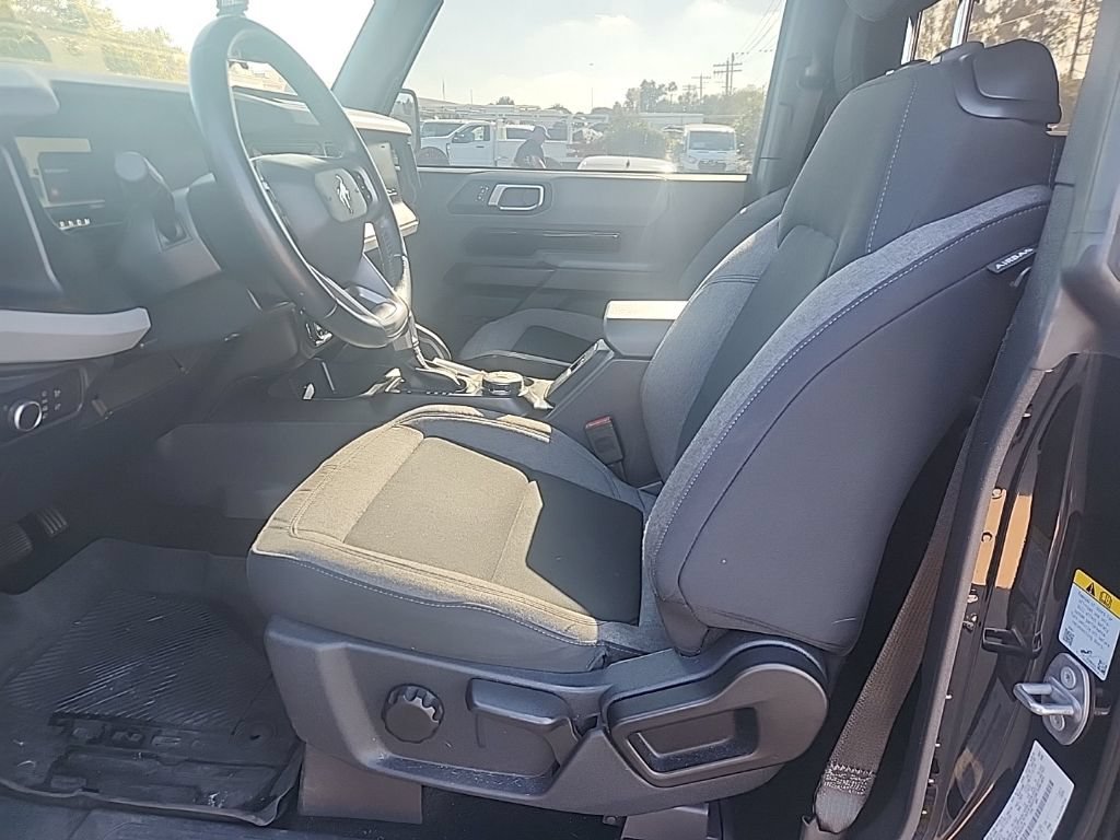 Used 2021 Ford Bronco Big Bend w/ Sasquatch Package AWD/4WD image 19