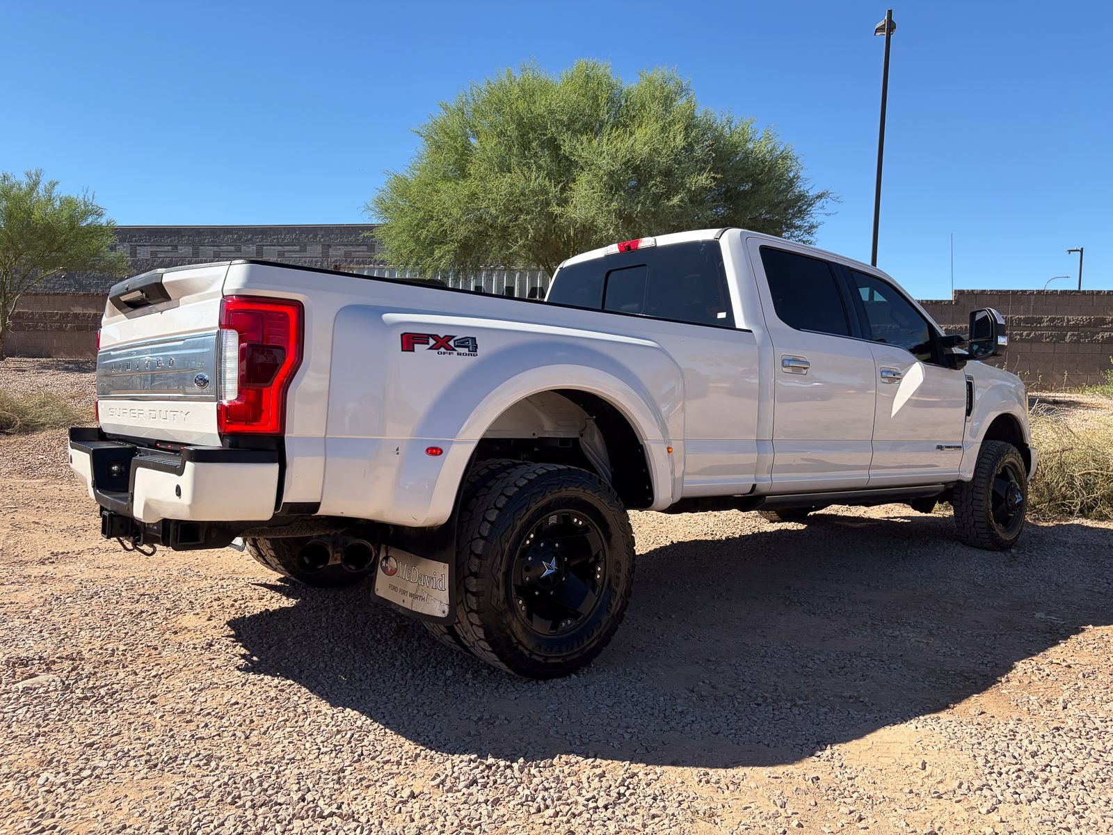 Used 2018 Ford F350 Limited AWD/4WD image 12