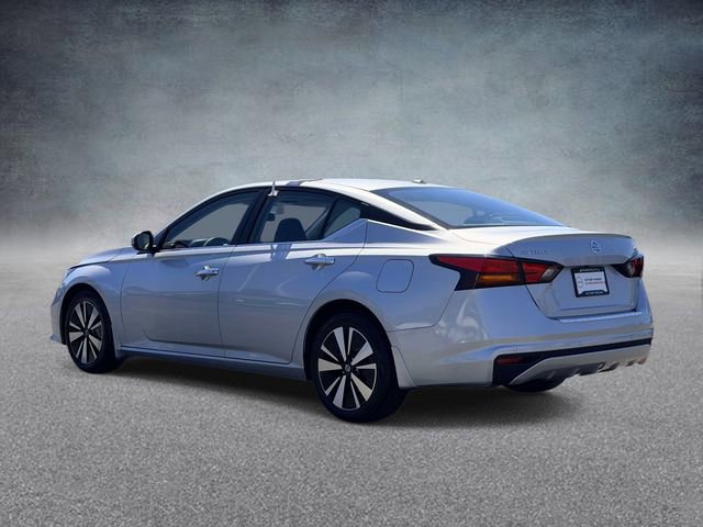 Used 2022 Nissan Altima 2.5 SV FWD image 4