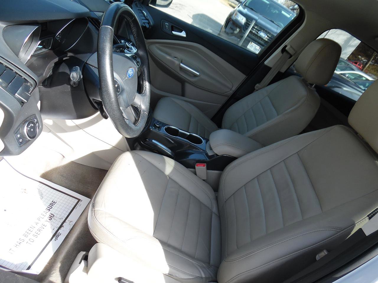 Used 2016 Ford Escape Titanium FWD image 11