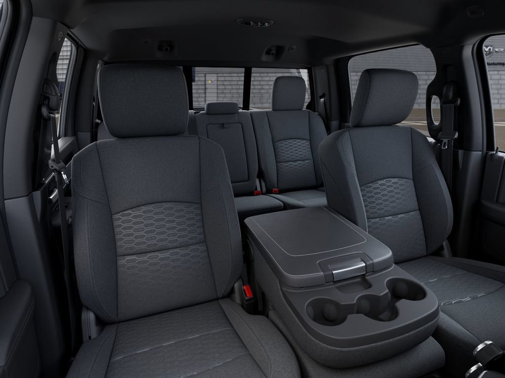 New 2025 RAM 2500 Big Horn AWD/4WD image 17