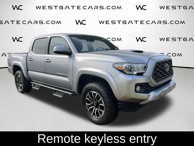 Used 2020 Toyota Tacoma TRD Sport RWD image 4