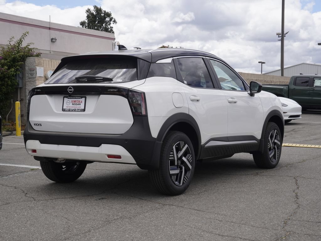 New 2026 Nissan Kicks SV FWD image 4