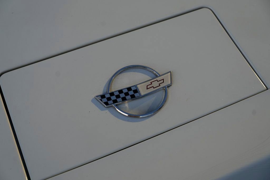 Used 1992 Chevrolet Corvette Convertible image 55