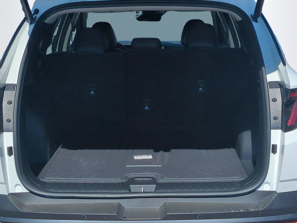 New 2026 Hyundai Tucson Limited image 14