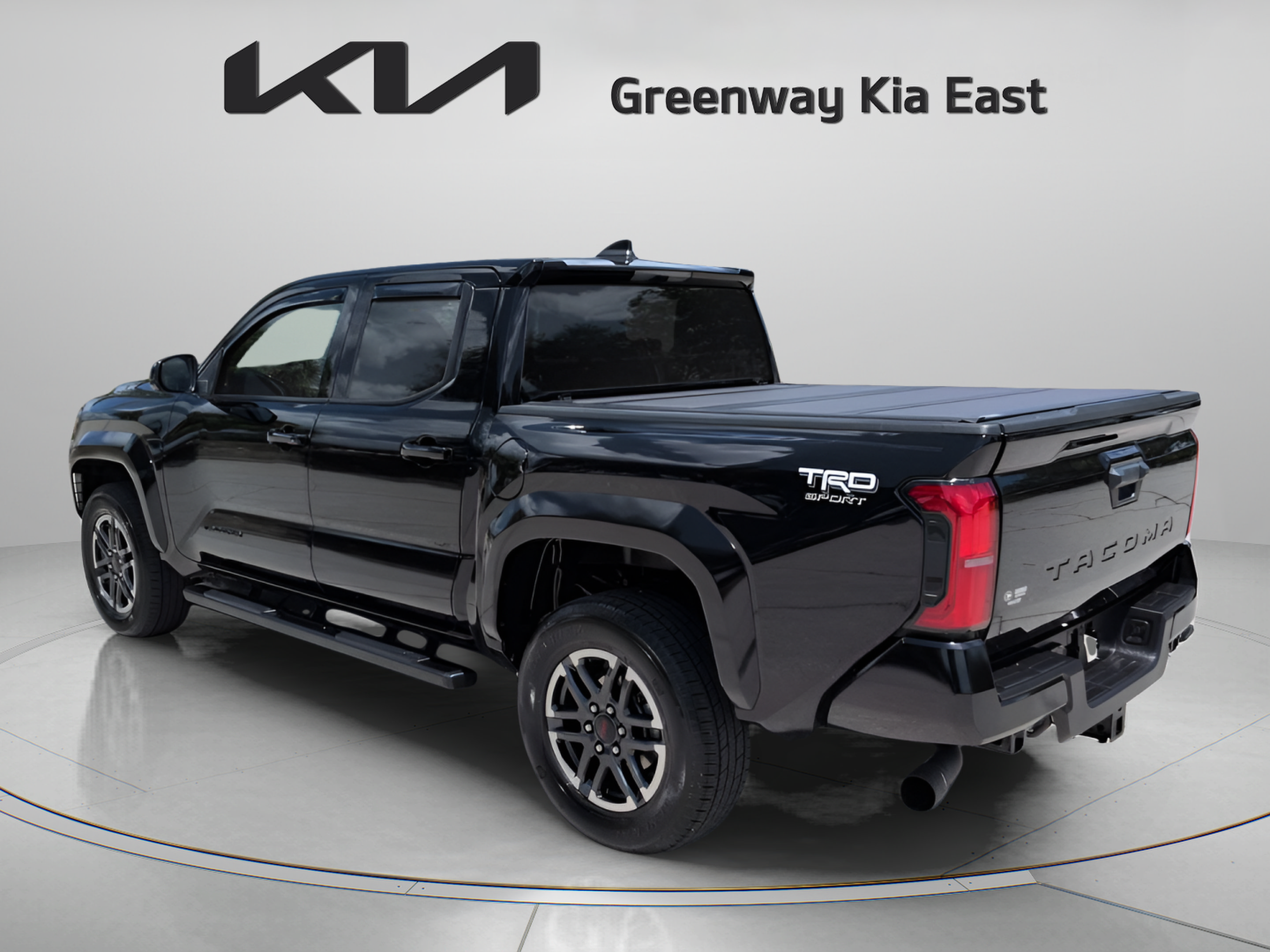 Used 2025 Toyota Tacoma TRD Sport RWD image 8