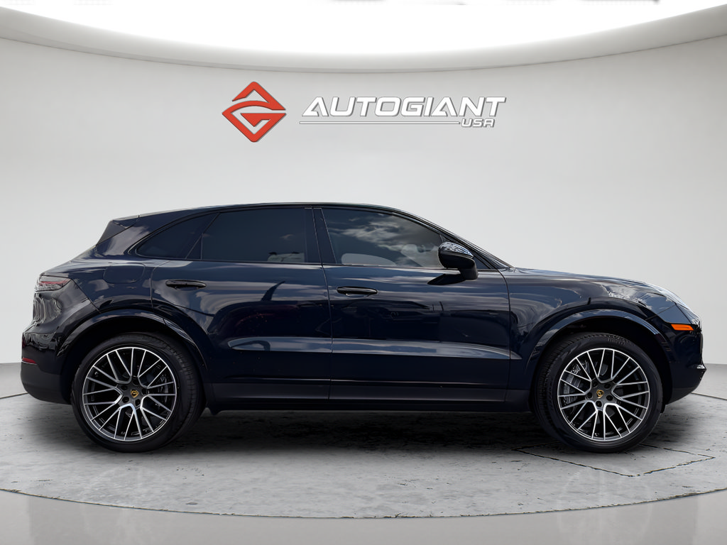 Used 2021 Porsche Cayenne AWD/4WD image 9