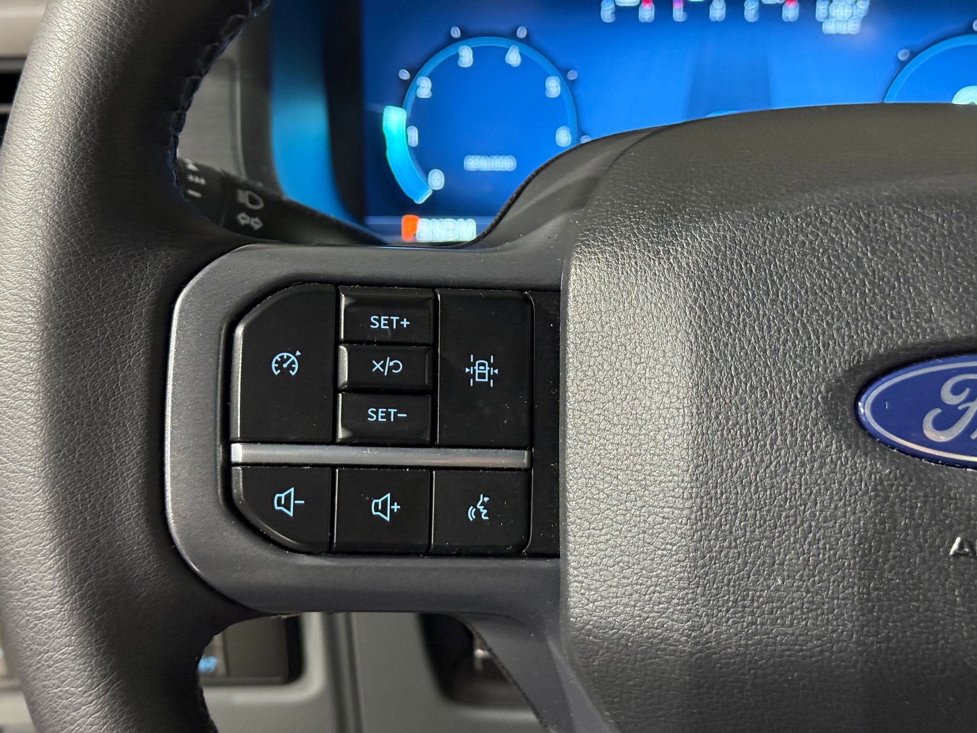 Used 2025 Ford F150 XLT w/ Equipment Group 301A Standard image 33