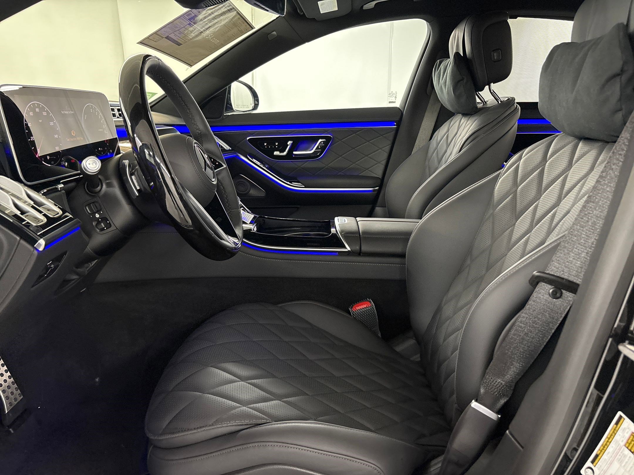 New 2026 Mercedes-Benz S 580e 4MATIC Sedan image 5
