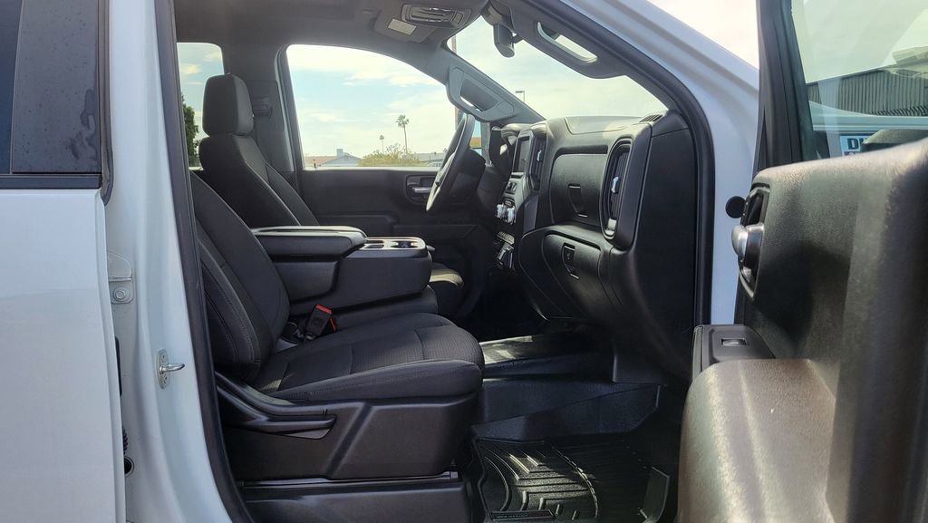 Used 2024 GMC Sierra 2500 Pro AWD/4WD image 15