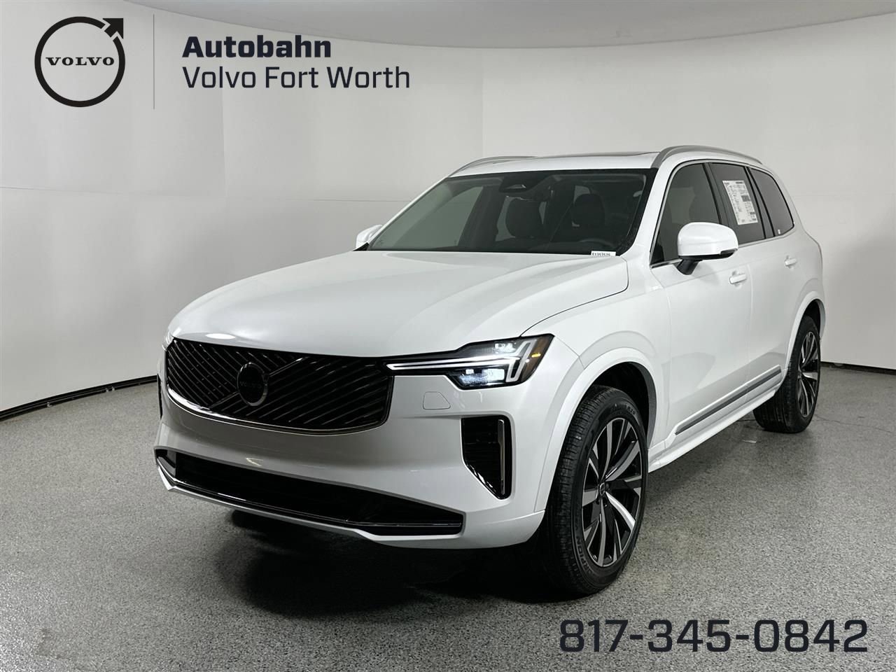 New 2025 Volvo XC90 B6 Core w/ Climate Package