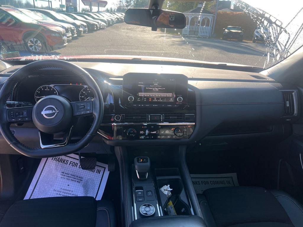 Used 2023 Nissan Pathfinder Rock Creek image 13