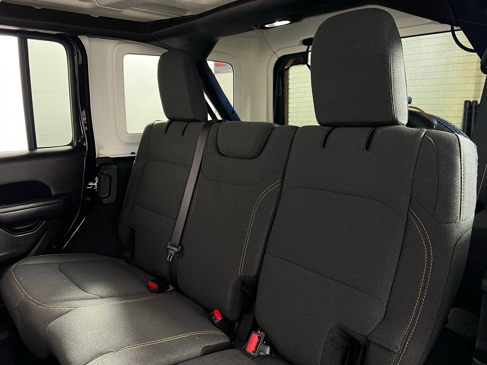 Used 2024 Jeep Wrangler Sport S image 22