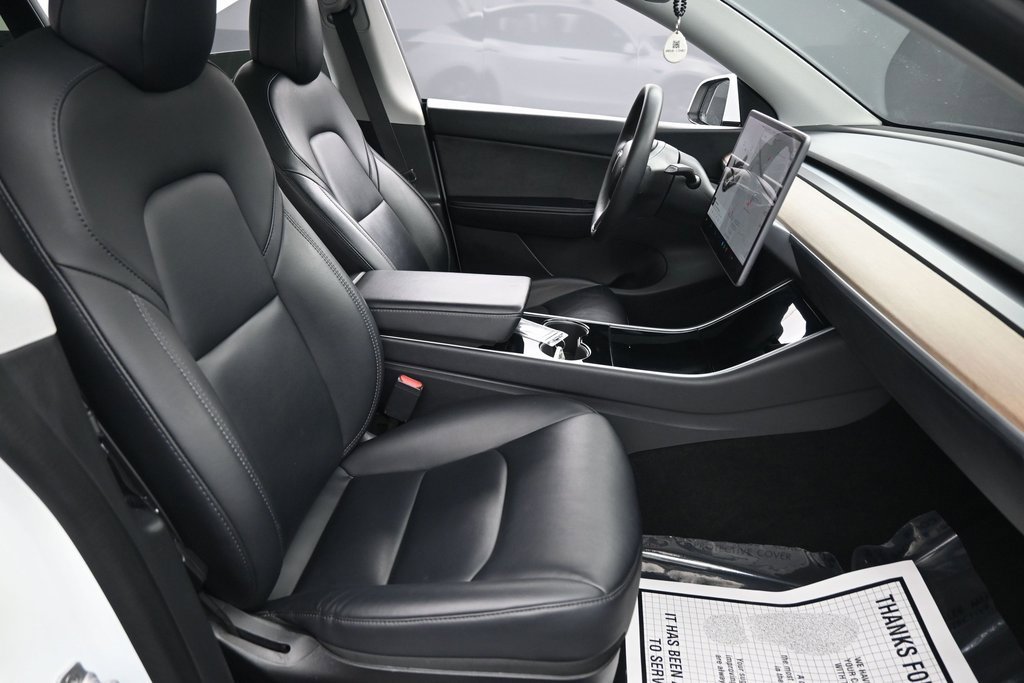 Used 2021 Tesla Model Y Long Range image 36