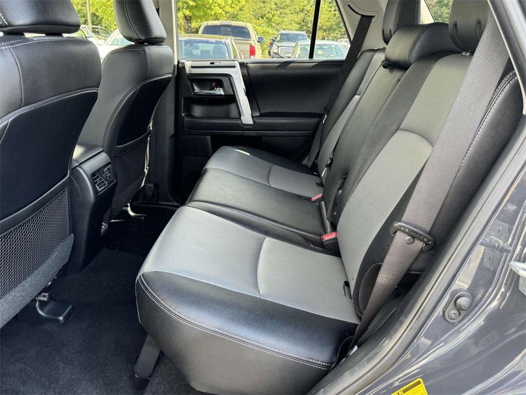 Used 2024 Toyota 4Runner SR5 Premium image 17