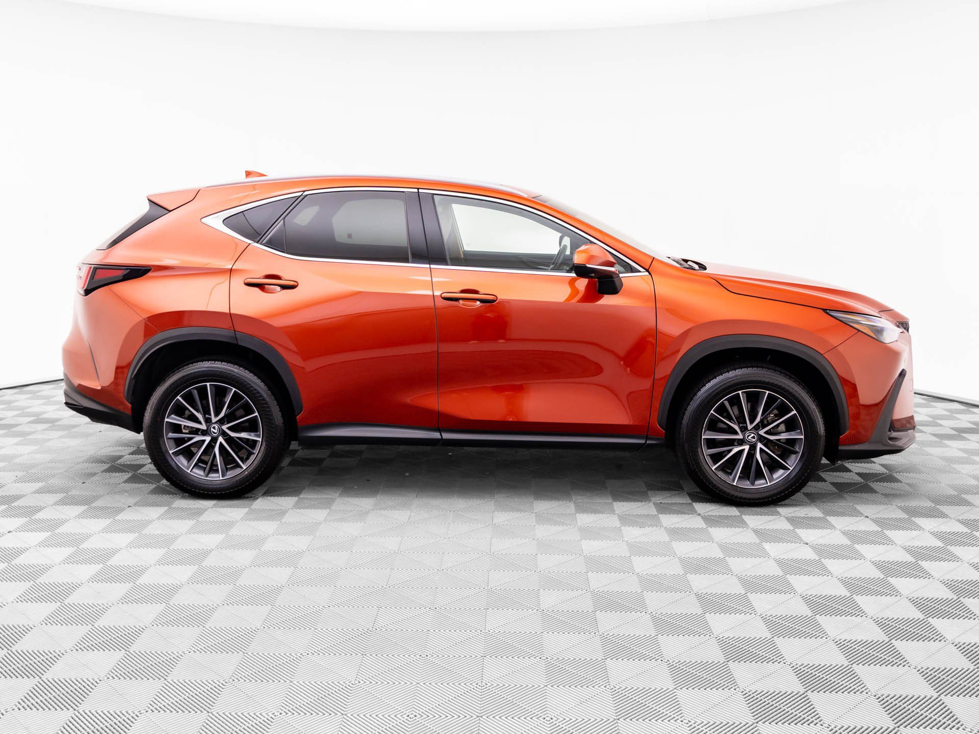 Used 2024 Lexus NX 350 AWD w/ Vision Package image 6