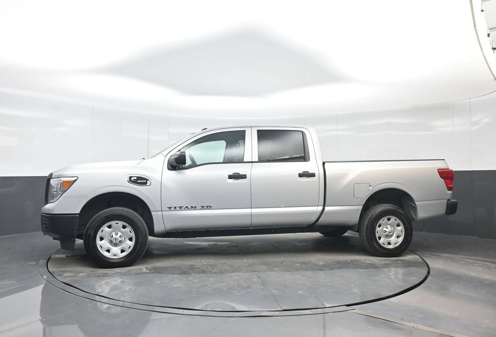 Used 2019 Nissan Titan S AWD/4WD image 3